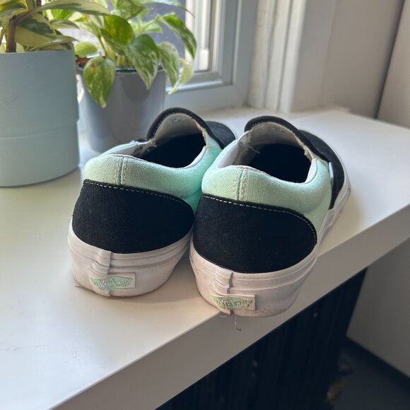 Vans - women's size 9.0 - pro cush slip on - Picture 5 of 5